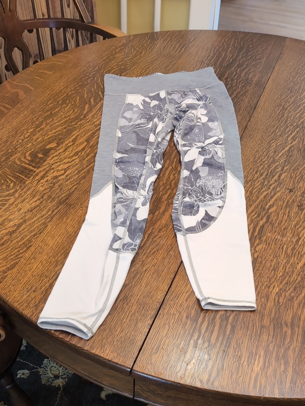 Athleta Leggings